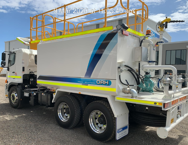 6 Wheeler Water Cart: Water Cart Hire in the Pilbara & Kimberley with Willy's Water Carts